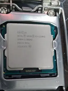 Intel Xeon E3-1230V2 & PBH77-V マザーボードセット