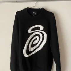 Stussy スワールロゴセーター 黒 Lサイズのサムネイル