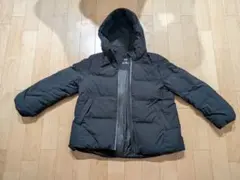 フード付き黒ダウンジャケット　UNIQLO
