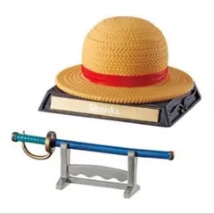 ガシャポン！コレクション　シャンクス　麦わら帽子　ワンピース　RED　フィギュア