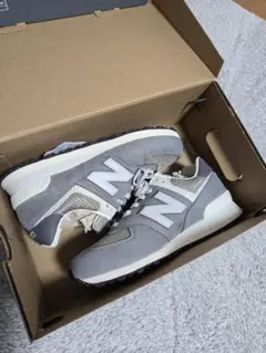 新品未使用　New Balance 　ニューバランス574 スニーカーグレー