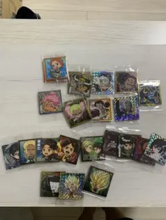 ウエハースシール（ナルト、ワンピース、ドラゴンボール、進撃の巨人）