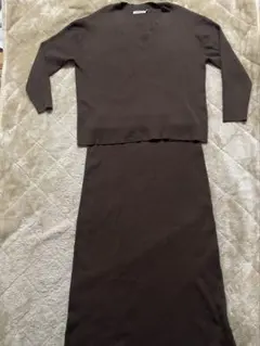 niko and...ダークブラウン Vネック ニット セットアップ