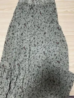 マジェスティックレゴン　 花柄 プリーツスカート Mサイズ