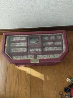 La Dame Noble ジュエリーボックス