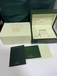 ROLEX 空箱と付属品セットのサムネイル