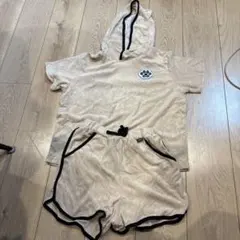 LOVE JENNI フード付きセットアップ