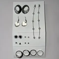 【お得】シルバー系アクセサリー11点まとめ売り｜ピアス・リング ※1点小傷あり