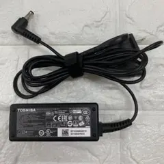 ⑥ 東芝 純正 ACアダプターPA5177U-1ACAのサムネイル