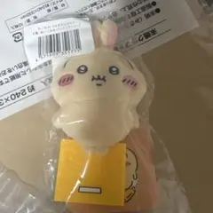 ちいかわ　うさぎ　バッジ