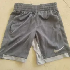 Nike DRI-FIT グレー 半ズボン XS
