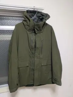 UNIQLOハイブリッドダウンパーカ