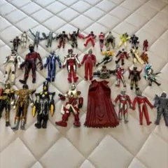 ウルトラマン・仮面ライダー等フィギュア多数セット