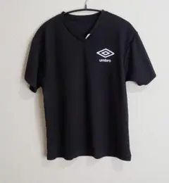 UMBRO アンブロ Vネック アンダーTシャツ ブラック Mサイズのサムネイル