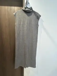 タートルネック ノースリーブ ロングワンピース グレー