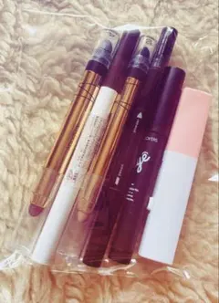 【グリッター&アイブローまとめ売り‼️】　スティックアイシャドウ　他