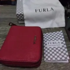 FURLA/フルラ　２つ折　人気カラーコンパクト財布