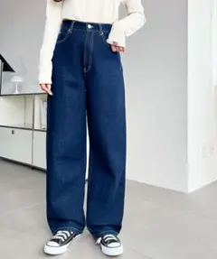 【moment+】デニム＆ツイルストレートパンツ　インディゴブルーのサムネイル