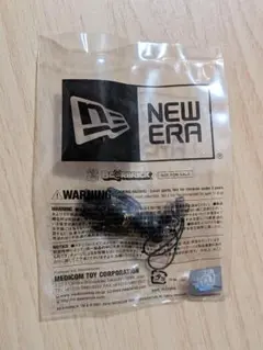BE@RBRICKxNEW ERA ベアブリック ニューエラ ストラップ 非売品