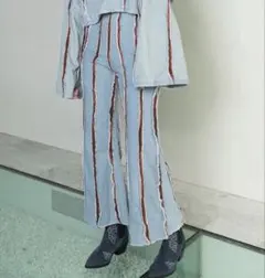ワイドパンツ juemiのサムネイル