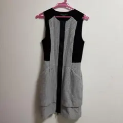 Armani Exchange ノースリーブワンピース サイズ2のサムネイル