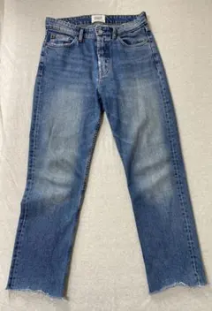 Item thumbnail for item 03a46e2d-2bcc-4619-84e9-354e2be42a5a