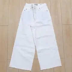 YANUK ホワイト ブーツカットデニム