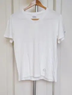 Champion ホワイト Vネック Tシャツ S