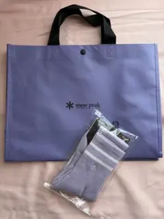 BTSテテ V 韓国 スノーピーク　限定ショッパー 靴下　yunthチラシ