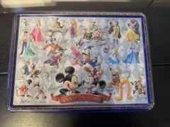 ディズニーランド　クッキー缶