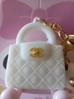 ☆シャネル☆ミニバッグキーホルダー☆訳あり白1個☆