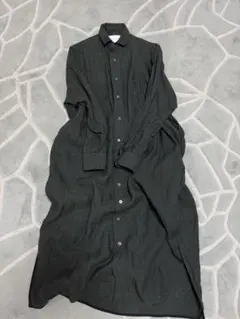 美品★TICCA ロングシャツワンピース カーキのサムネイル