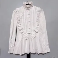 ロリータ シャツ