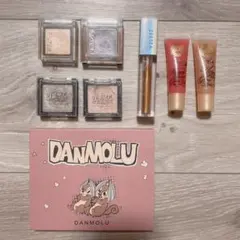 韓国コスメおまとめ売り！アイシャドウ・リップ8点セット