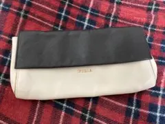 FURLA ホワイト ブラック クラッチバッグ
