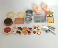 シルバニア　森のおしゃれなケーキ屋さん　ケーキ　調理器具　小物