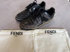 FENDI スニーカー 2018年モデル【シューズバッグ＋新品靴紐付き】
