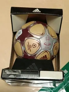 美品・箱付】STUSSY 2002年 W杯記念 サッカーボール 5号球 迷彩 - メルカリ