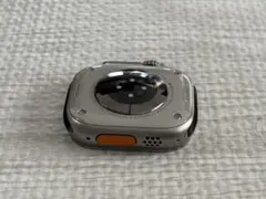 Apple Watch Ultra (第1世代) - 49mm チタニウムケース