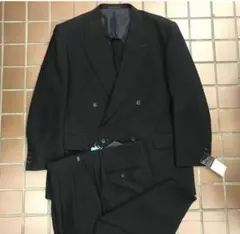 メンズ礼服★喪服　ブラックダブルスーツ/4L相当　BB7/2タック/アジャスター
