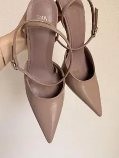 ZARA ベージュ ポインテッドトゥ ハイヒール 37