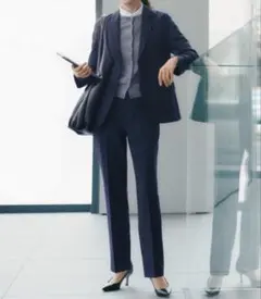 美品　UNIQLO ユニクロ　感動スリムパンツ　ブラック　Sサイズ