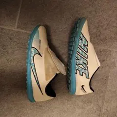 Nike Mercurial サッカーシューズ ベージュ/青