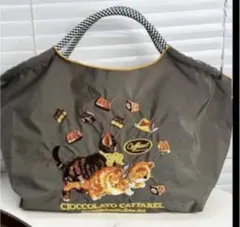 猫とチョコレート柄の刺繍エコバッグ　サイズM オリーブグレー