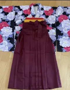 中古花柄小振袖着物とエンジ袴、半幅帯の袴 セット　卒業式　キョウエツ　150