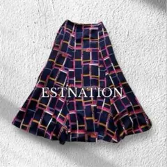 ESTNATION エストネーション　幾何学模様ロングフレアスカート　総柄のサムネイル