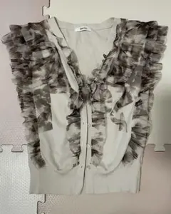 Snidel Sustainableチュールフリルノースリニットプルオーバー