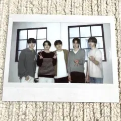 treasure シーグリ 2024 ポラロイド