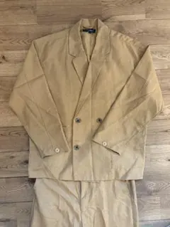 薄手　ベージュ ダブル　セットアップ