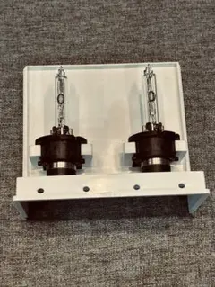 フィリップス　HID PHILIPS ヘッドライト　D2S　中古品のサムネイル